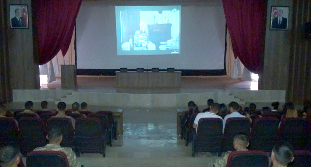 Gənclərin hərbçilərlə görüşü təşkil olunub<font color=red> - FOTOLAR</font>