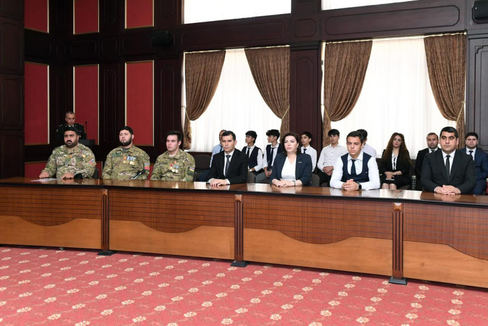 Naxçıvanda “Heydər Əliyev və Azərbaycanda ordu quruculuğu” mövzusunda tədbir keçirilib<font color=red> - FOTOLAR</font>