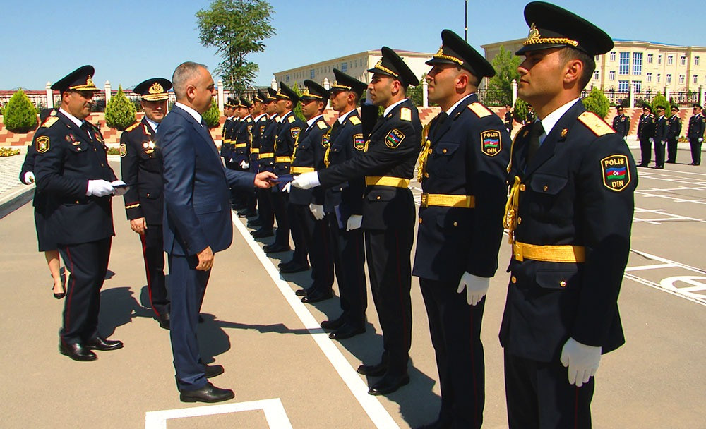 Naxçıvan Orta İxtisas Polis Məktəbində buraxılış mərasimi keçirilib<font color='red'> - YENİLƏNİB</font><font color=red> - FOTOLAR</font>