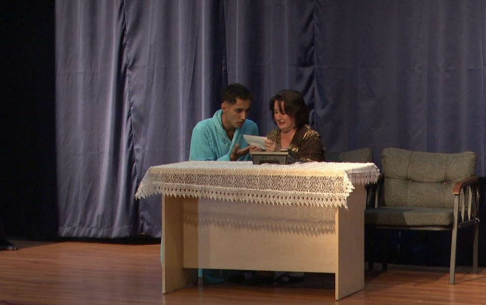Naxçıvanda ilk müstəqil teatr fəaliyyətə başlayıb<font color=red> - FOTOLAR</font>