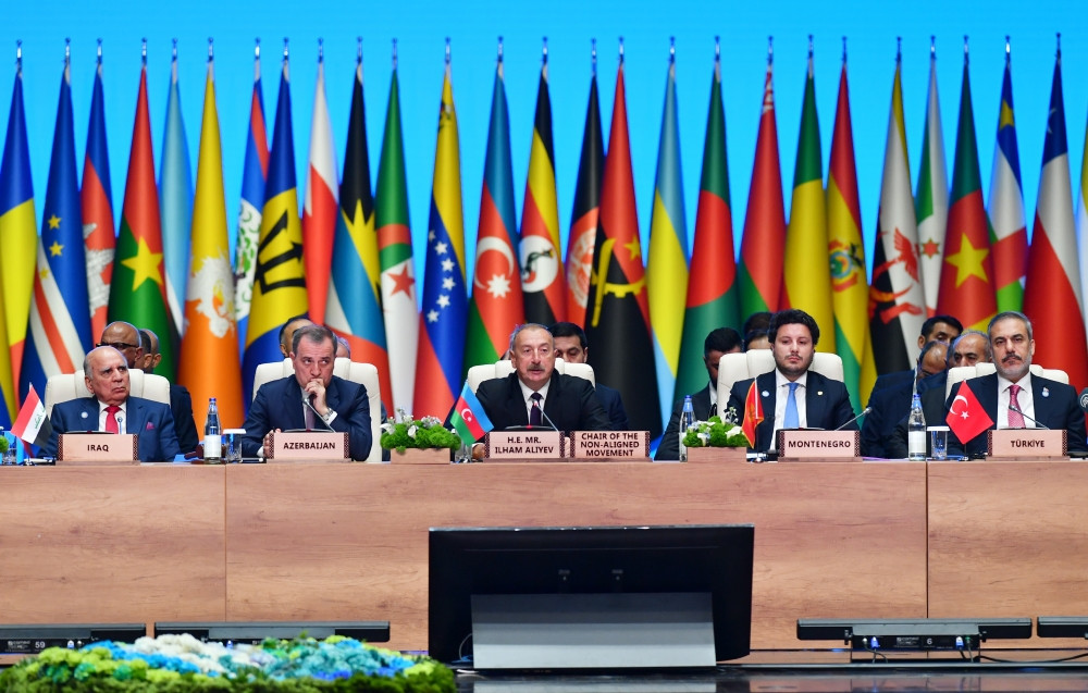 Prezident İlham Əliyev Bakıda keçirilən Qoşulmama Hərəkatının Əlaqələndirmə Bürosunun nazirlər görüşündə iştirak edib<font color='red'> - YENİLƏNİB 1</font><font color=red> - FOTOLAR</font>