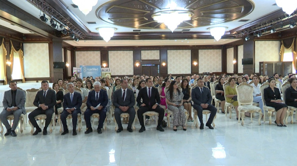 Naxçıvanda pulmonoloq və allerqoloqların iştirakı ilə konfrans keçirilib<font color='red'> - YENİLƏNİB</font><font color=red> - FOTOLAR</font>