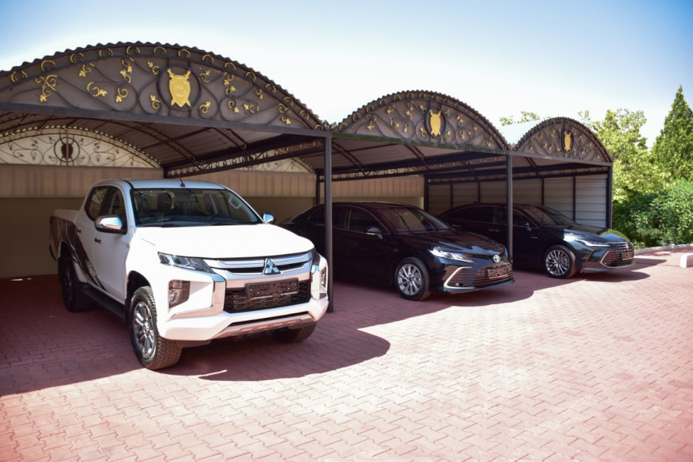 Naxçıvan Muxtar Respublikası Prokurorluq orqanlarına yeni xidməti avromobillər verilib<font color=red> - FOTOLAR</font>