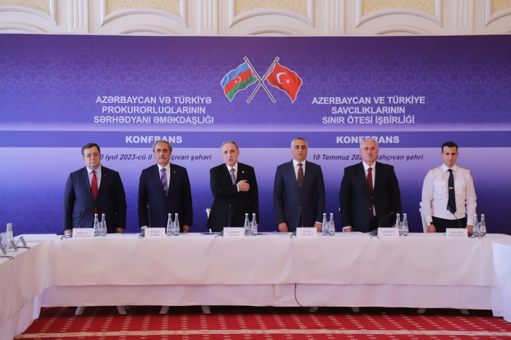 Azərbaycan və Türkiyə prokurorluqlarının sərhədyanı əməkdaşlığı mövzusunda konfrans keçirilir<font color=red> - FOTOLAR</font>