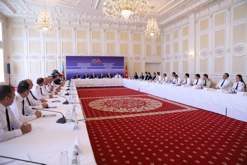 Azərbaycan və Türkiyə prokurorluqlarının sərhədyanı əməkdaşlığı mövzusunda konfrans keçirilir<font color=red> - FOTOLAR</font>