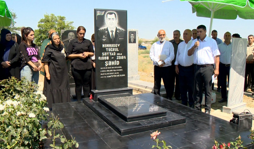 Şəhid, baş leytenant Toğrul Məmmədovun xatirəsi anılıb<font color=red> - FOTOLAR</font>