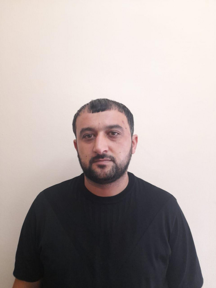 Göyçayda iranlı narkotacirə kuryerlik edən şəxs saxlanılıb<font color=red> - FOTOLAR</font>