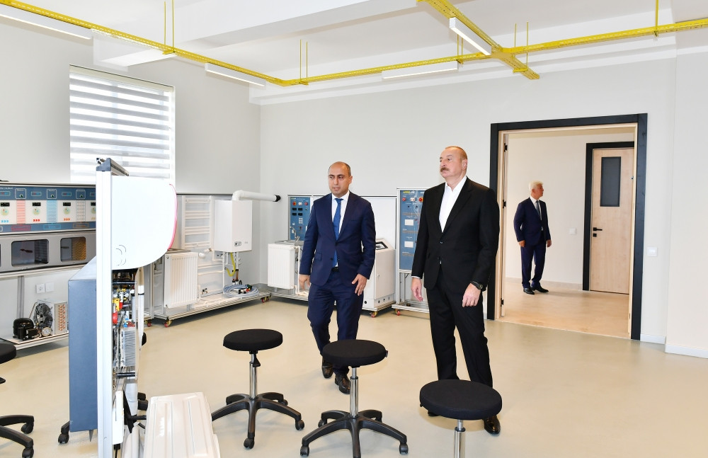 Prezident İlham Əliyev Cəlilabad Dövlət Peşə Təhsil Mərkəzinin açılışında iştirak edib<font color='red'> - YENİLƏNİB</font><font color=red> - FOTOLAR</font>