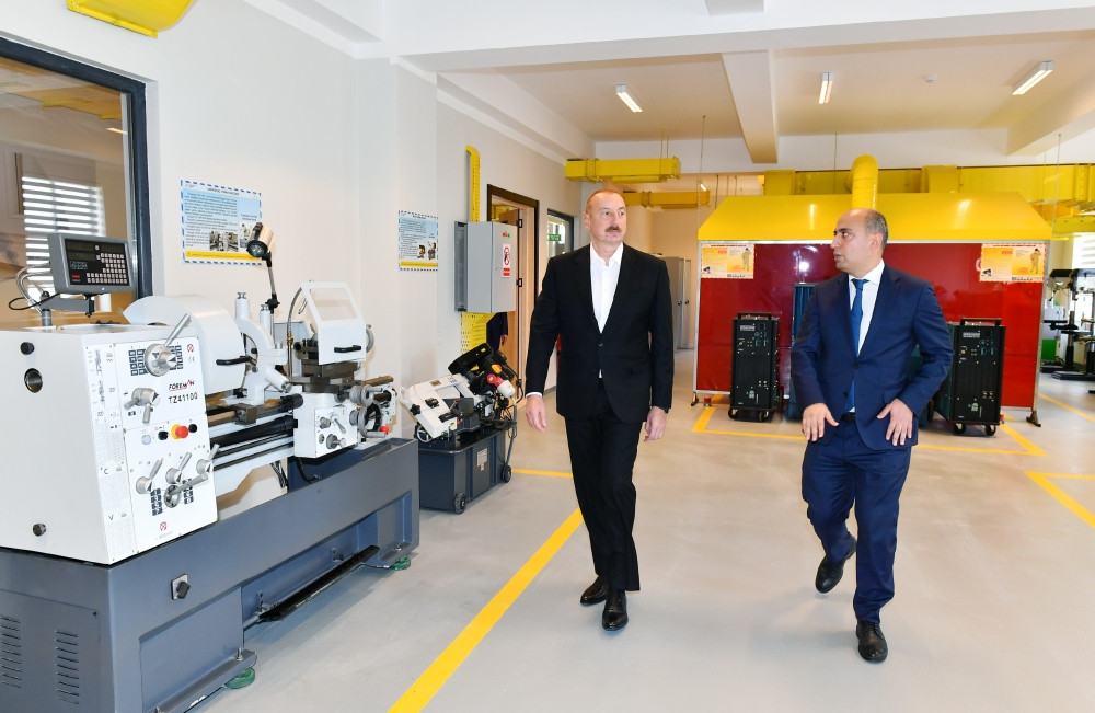 Prezident İlham Əliyev Cəlilabad Dövlət Peşə Təhsil Mərkəzinin açılışında iştirak edib<font color='red'> - YENİLƏNİB</font><font color=red> - FOTOLAR</font>