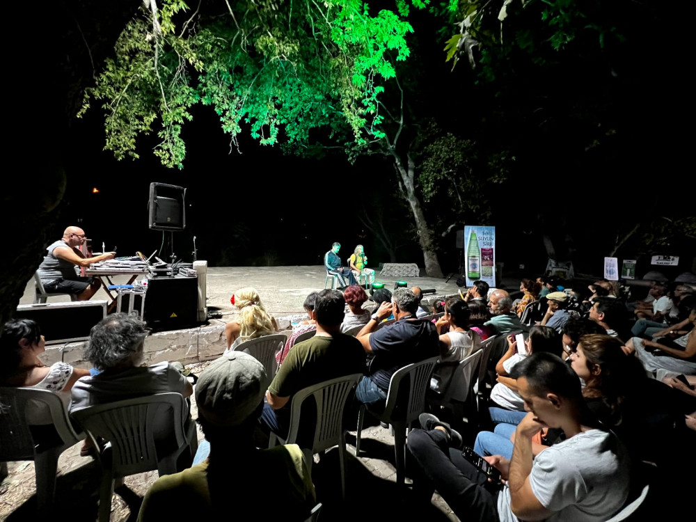 Naxçıvan Dövlət Milli Dram Teatrının kollektivi Türkiyədə qastrol səfərində olub<font color=red> - FOTOLAR</font>