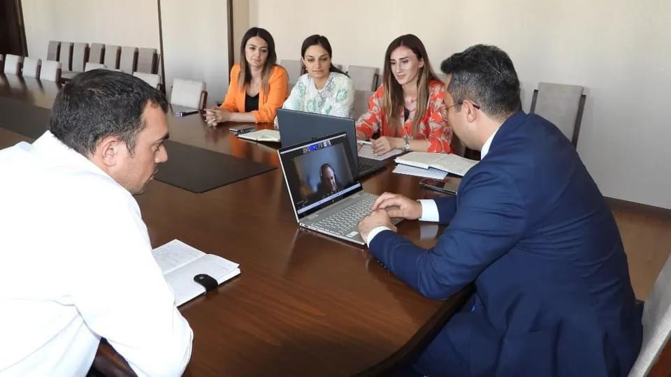 “Naxçıvan” Universiteti Dördüncü Sənaye İnqilabının beynəlxalq təhsil imkanları və tələbələrin məşğulluğu sahəsində regional lider olma rolunda irəliləyir<font color=red> - FOTOLAR</font>