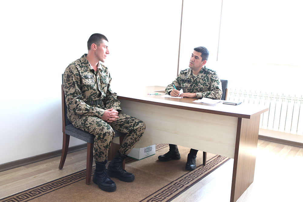 Daxili Qoşunların Naxçıvandakı birləşməsində gənc əsgərlər hərbi xidmətə hazırlanır<font color=red> - FOTOLAR</font>