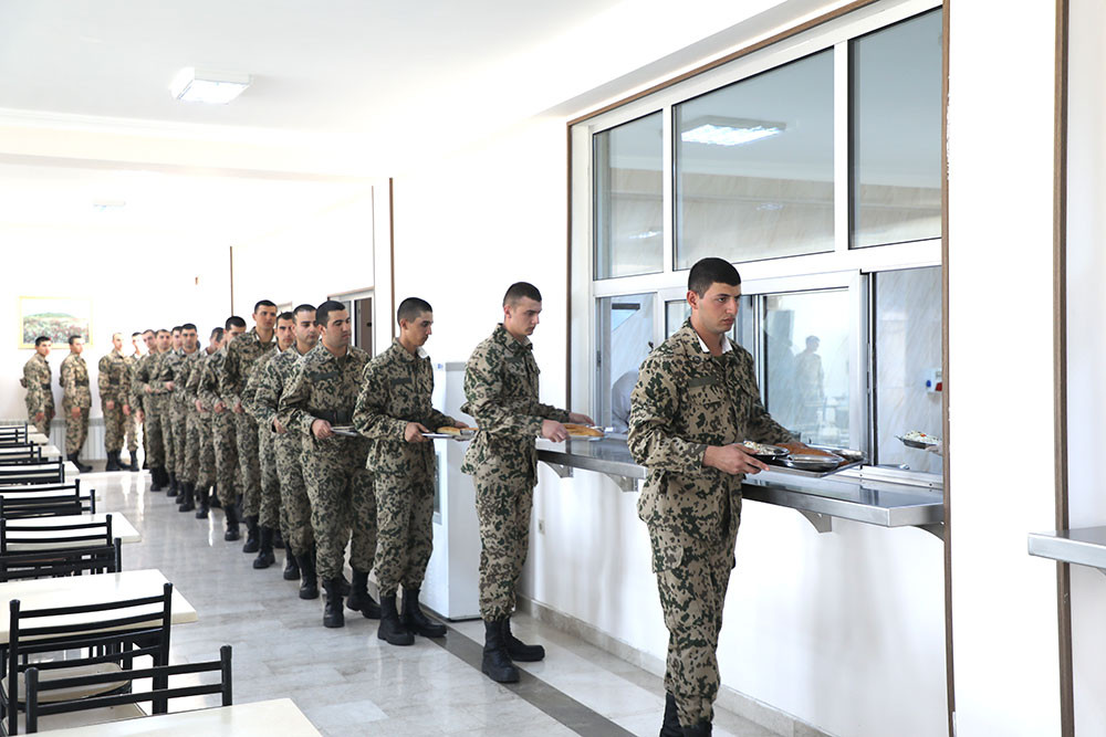 Daxili Qoşunların Naxçıvandakı birləşməsində gənc əsgərlər hərbi xidmətə hazırlanır<font color=red> - FOTOLAR</font>