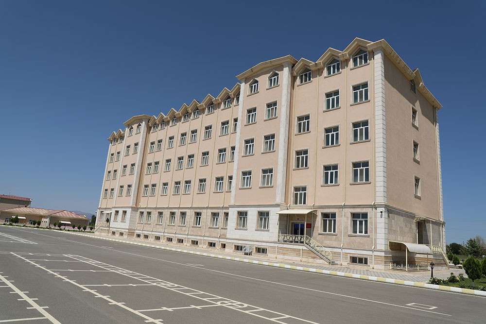 Daxili Qoşunların Naxçıvandakı birləşməsində gənc əsgərlər hərbi xidmətə hazırlanır<font color=red> - FOTOLAR</font>