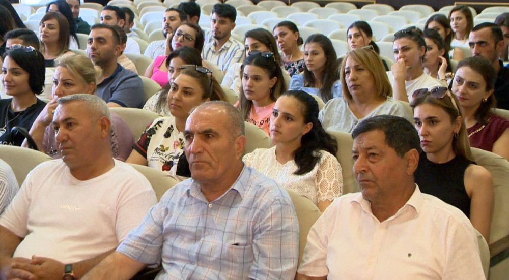 Naxçıvan Dövlət Filarmoniyasına "muxtar respublika" statusu verilib<font color=red> - FOTOLAR</font>