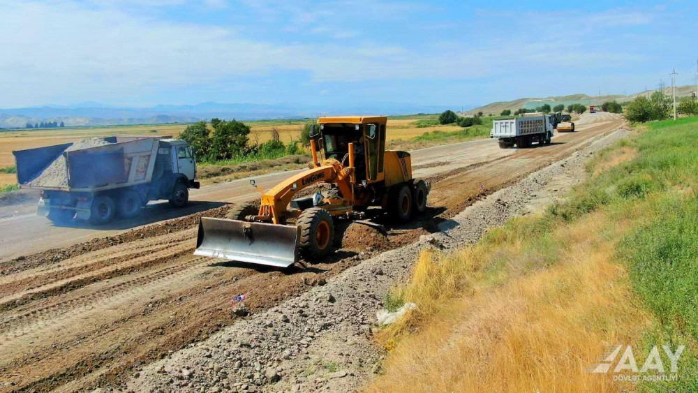 Horadiz–Zəngilan avtomobil yolu əsaslı təmir olunur<font color=red> - VİDEO</font>