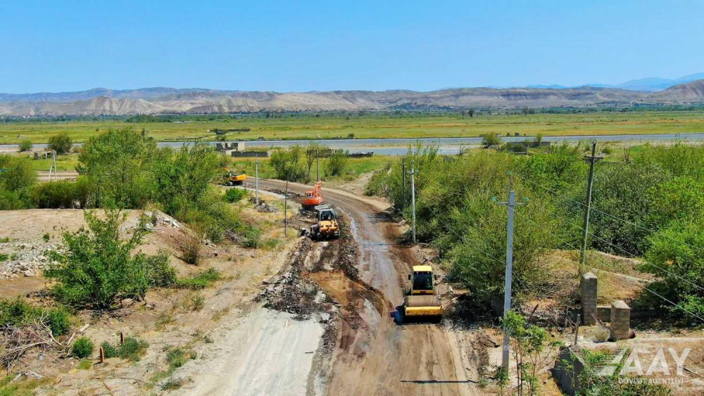 Horadiz–Zəngilan avtomobil yolu əsaslı təmir olunur<font color=red> - VİDEO</font>