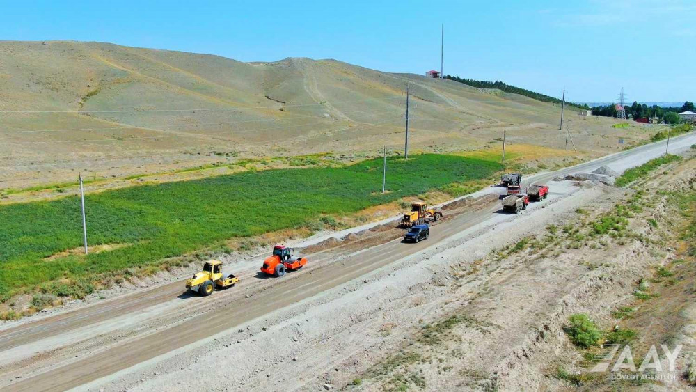 Horadiz–Zəngilan avtomobil yolu əsaslı təmir olunur<font color=red> - VİDEO</font>