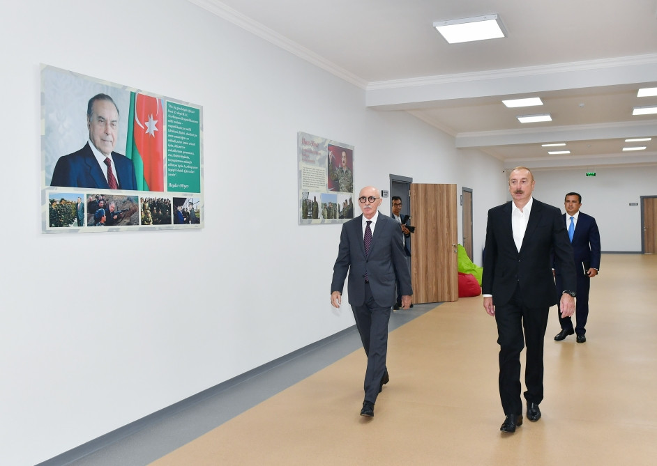 Şəmkir şəhərində Məhəmməd Füzuli adına təbiət və humanitar fənlər təmayüllü tam orta məktəb-liseyin yeni binasının açılışı olub<font color='red'> - YENİLƏNİB</font><font color=red> - FOTOLAR</font>