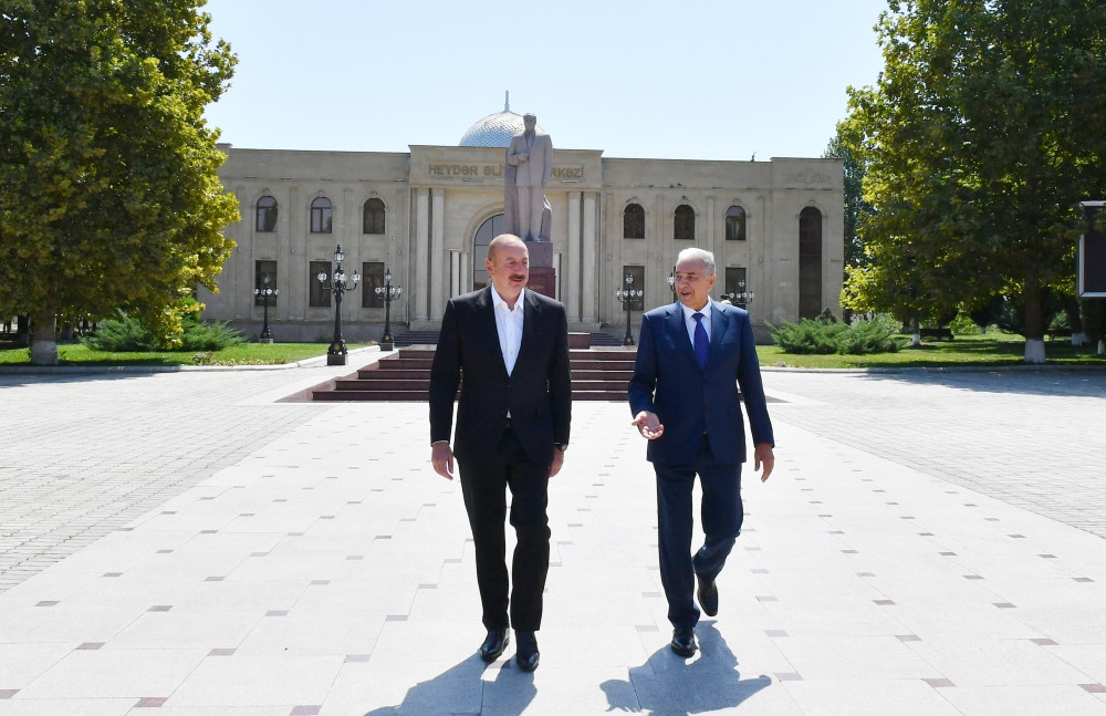 Prezident İlham Əliyev Samux rayonuna səfər edib<font color='red'> - YENİLƏNİB</font><font color=red> - FOTOLAR</font>