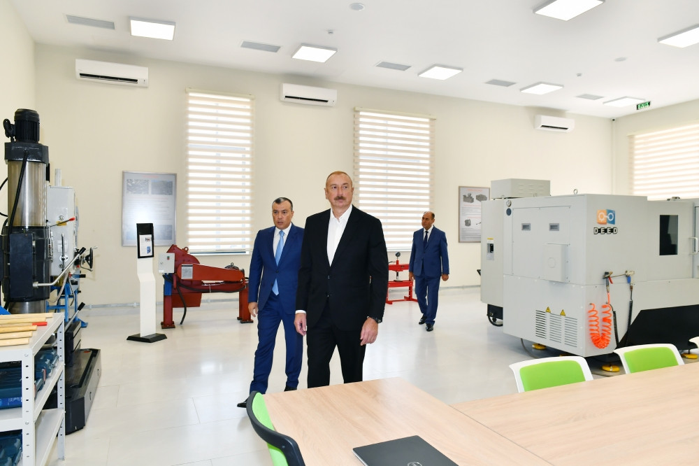 Bərdədə Qarabağ Regional DOST Mərkəzinin və Qarabağ Regional Peşə Hazırlığı Mərkəzinin açılışı olub<font color='red'> - YENİLƏNİB</font><font color=red> - FOTOLAR</font>