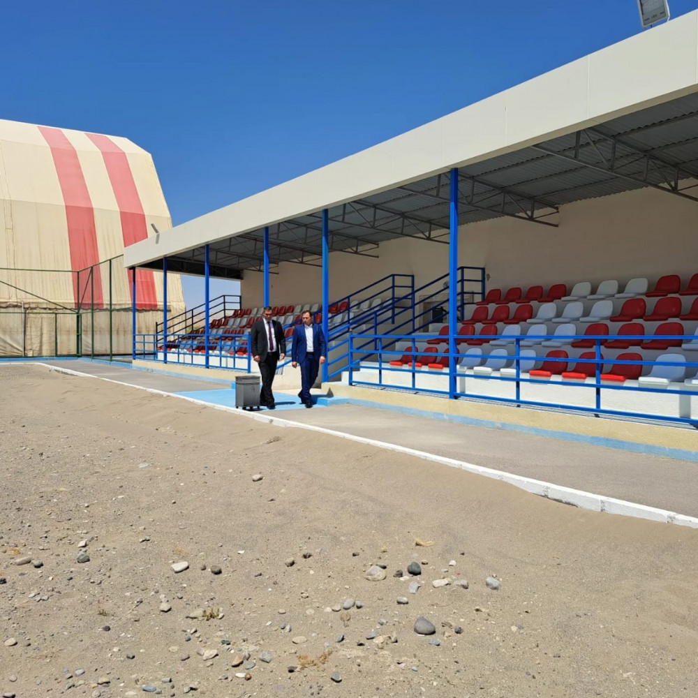 Uzunoba Təlim-Məşq İdman Kompleksində ümumi bərpa işləri aparılır<font color=red> - FOTOLAR</font>