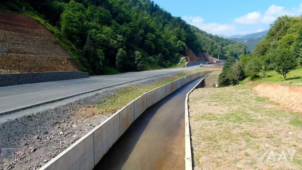 Toğanalı-Kəlbəcər-İstisu yolunun və 5 tunelin inşası davam edir<font color=red> - FOTOLAR</font>