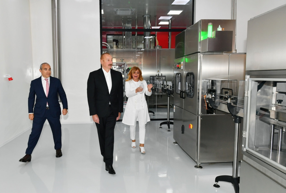 Prezident İlham Əliyev Bakıda “Diamed” dərman istehsalı zavodunun açılışında iştirak edib<font color=red> - FOTOLAR</font>