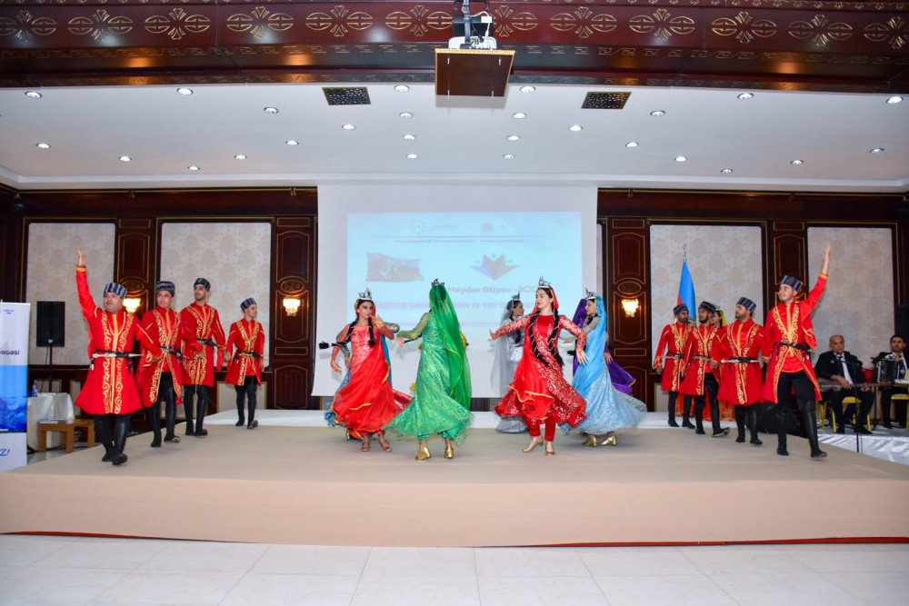 Naxçıvanda Diaspor Gənclərinin IV Yay Düşərgəsinin bağlanış mərasimi keçirilib<font color='red'> - YENİLƏNİB</font><font color=red> - FOTOLAR</font>