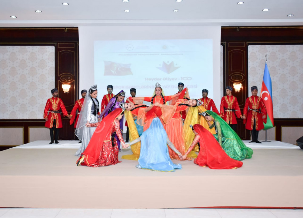 Naxçıvanda Diaspor Gənclərinin IV Yay Düşərgəsinin bağlanış mərasimi keçirilib<font color='red'> - YENİLƏNİB</font><font color=red> - FOTOLAR</font>