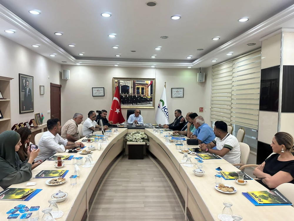 “Himal Holdinq”in rəhbəri və “Okuklu Holdinq”in Azərbaycandakı sədri, “İqdır Ticarət və Sənaye Palatası”nın sədri ilə görüşüb<font color=red> - FOTOLAR</font>