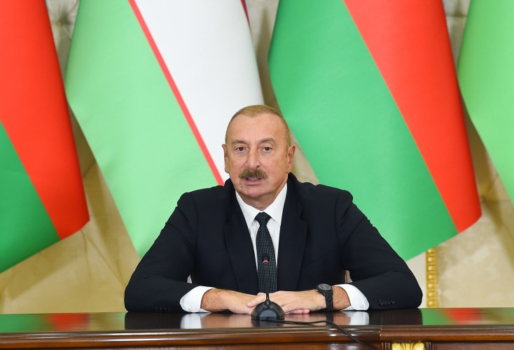 Azərbaycan və Özbəkistan prezidentləri mətbuata bəyanatlarla çıxış ediblər<font color='red'> - YENİLƏNİB</font><font color=red> - FOTOLAR</font>