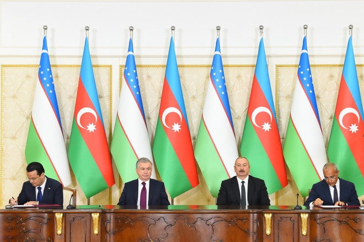 Azərbaycan-Özbəkistan sənədləri imzalanıb<font color='red'> - YENİLƏNİB</font><font color=red> - FOTOLAR</font>