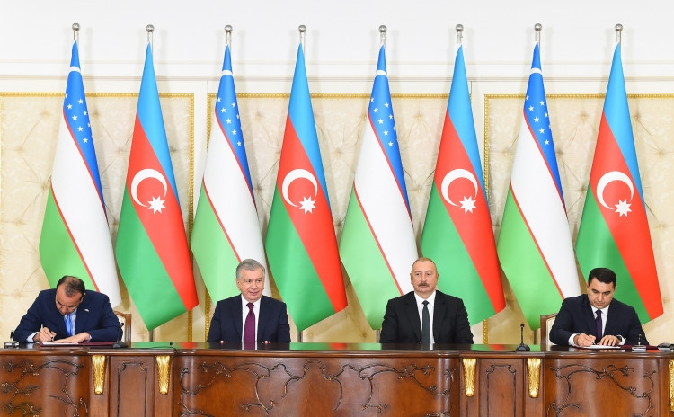 Azərbaycan-Özbəkistan sənədləri imzalanıb<font color='red'> - YENİLƏNİB</font><font color=red> - FOTOLAR</font>