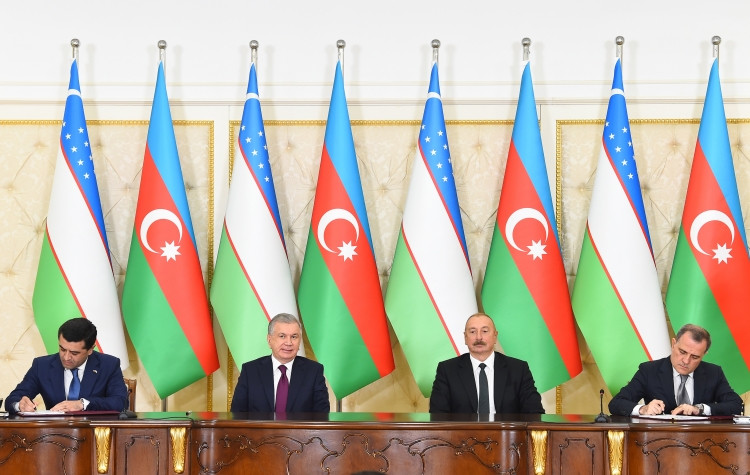 Azərbaycan-Özbəkistan sənədləri imzalanıb<font color='red'> - YENİLƏNİB</font><font color=red> - FOTOLAR</font>