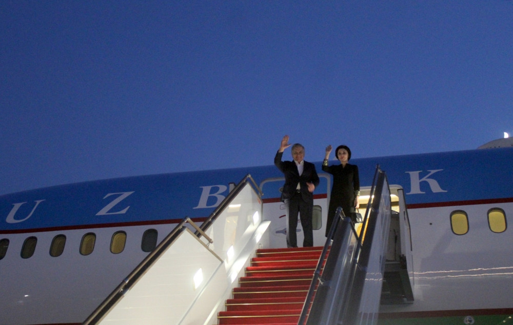 Özbəkistan Prezidenti Şavkat Mirziyoyevin Azərbaycana səfəri başa çatıb<font color=red> - FOTOLAR</font>