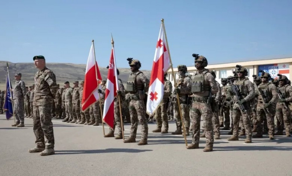 Azərbaycan hərbçiləri Gürcüstanda keçirilən təlimlərdə iştirak edirlər<font color=red> - FOTOLAR</font>