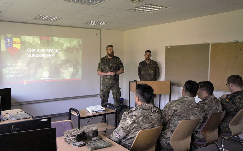 MN: "Almaniya ilə hərbi tibb sahəsində ekspert danışıqları aparılıb"<font color=red> - FOTOLAR</font>