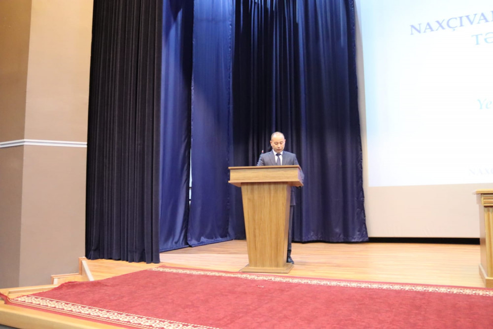 Naxçıvan Muxtar Respublikası təhsil işçilərinin konfransı keçirilib<font color=red> - FOTOLAR</font>