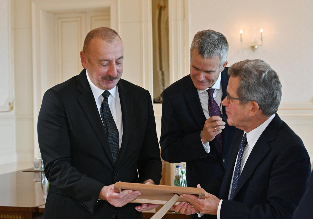 Prezident İlham Əliyev BP şirkətinin İdarə Heyətinin sədrini qəbul edib<font color=red> - FOTOLAR</font>