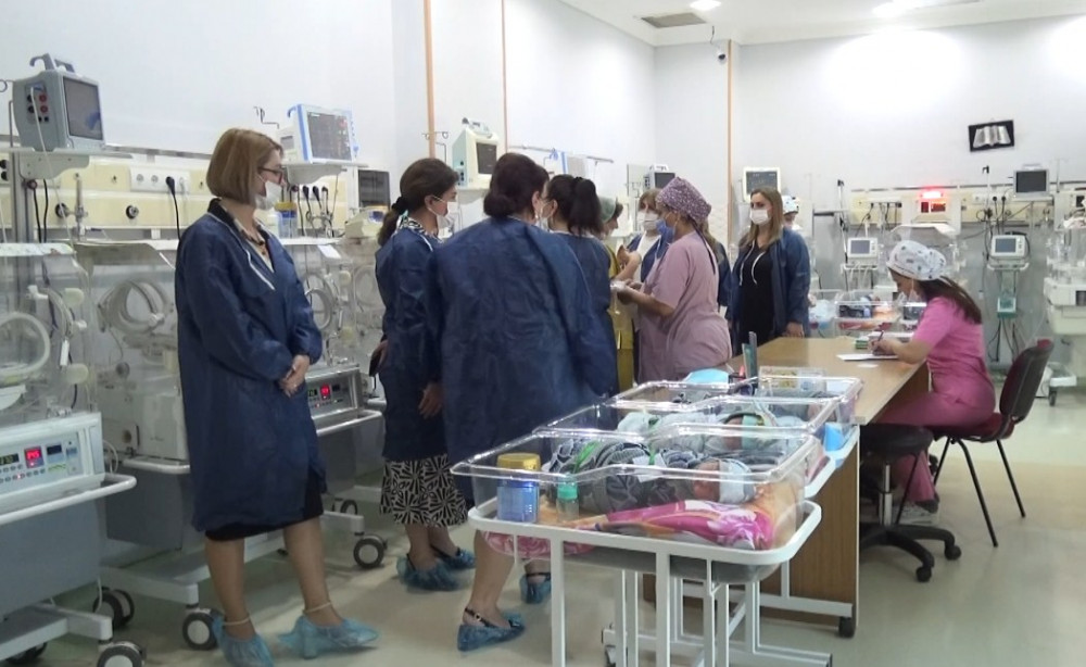 Elmi-Tədqiqat Pediatriya İnstitutunun həkimləri Naxçıvana  gəlib<font color=red> - FOTOLAR</font>