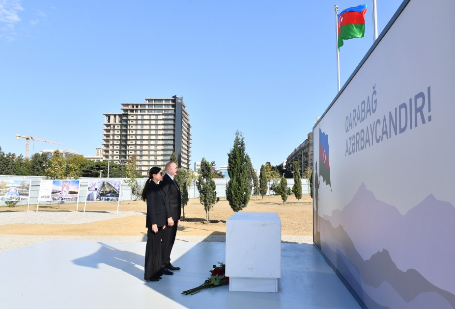 Prezident İlham Əliyev və birinci xanım Mehriban Əliyeva Bakıda inşası davam etdirilən Zəfər parkında olublar<font color='red'> - YENİLƏNİB</font><font color=red> - FOTOLAR</font>