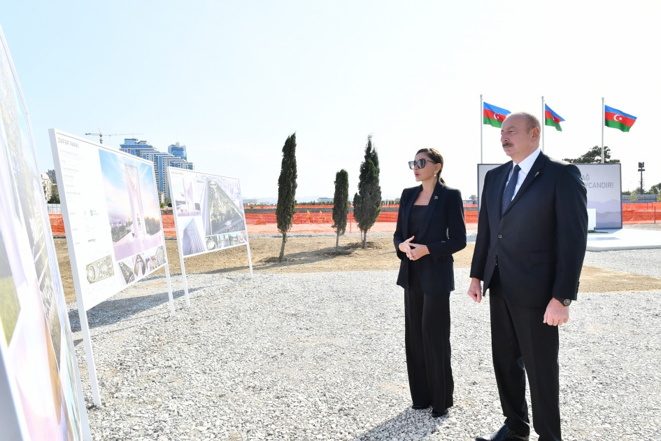 Prezident İlham Əliyev və birinci xanım Mehriban Əliyeva Bakıda inşası davam etdirilən Zəfər parkında olublar<font color='red'> - YENİLƏNİB</font><font color=red> - FOTOLAR</font>