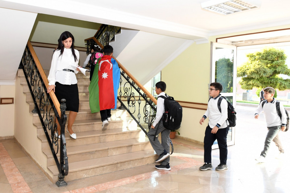 Fuad Nəcəfli 27 Sentyabr-Anım Gününə həsr olunmuş dərsdə iştirak edib<font color=red> - FOTOLAR</font>
