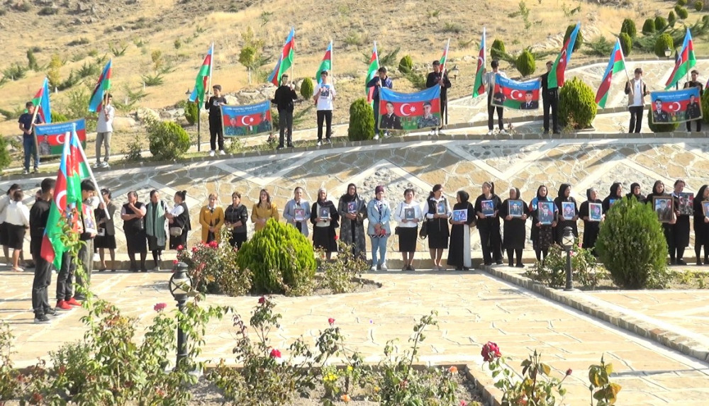 Culfa rayonunda "Tarix yazan qəhrəmanlar” kitabının təqdimatı olub<font color=red> - FOTOLAR</font>