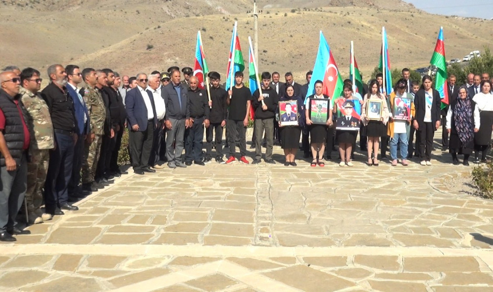 Culfa rayonunda "Tarix yazan qəhrəmanlar” kitabının təqdimatı olub<font color=red> - FOTOLAR</font>