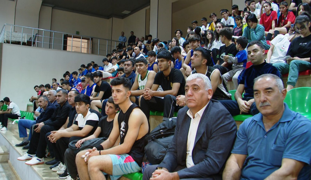 Azərbaycan Voleybol Federasiyasının prezidenti Şahin Bağırov voleybol ictimaiyyəti ilə görüş keçirib<font color=red> - FOTOLAR</font>