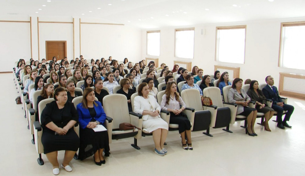 Naxçıvanda Azərbaycan Qadınlarının VI Qurultayı ilə bağlı konfrans keçirilib<font color=red> - FOTOLAR</font>