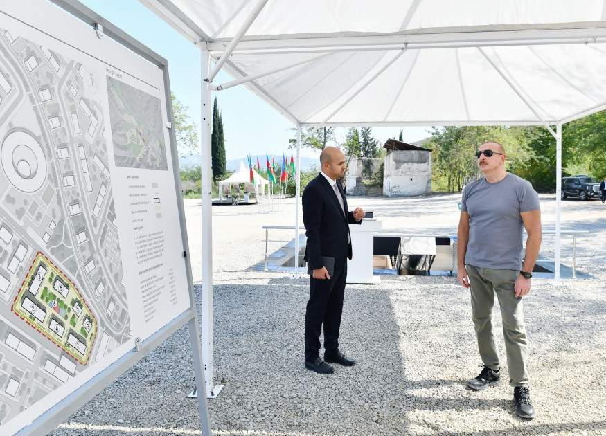 Prezident İlham Əliyev Zəngilan şəhərində 4-cü yaşayış kompleksinin təməlqoyma mərasimində iştirak edib<font color='red'> - YENİLƏNİB</font><font color=red> - FOTOLAR</font>