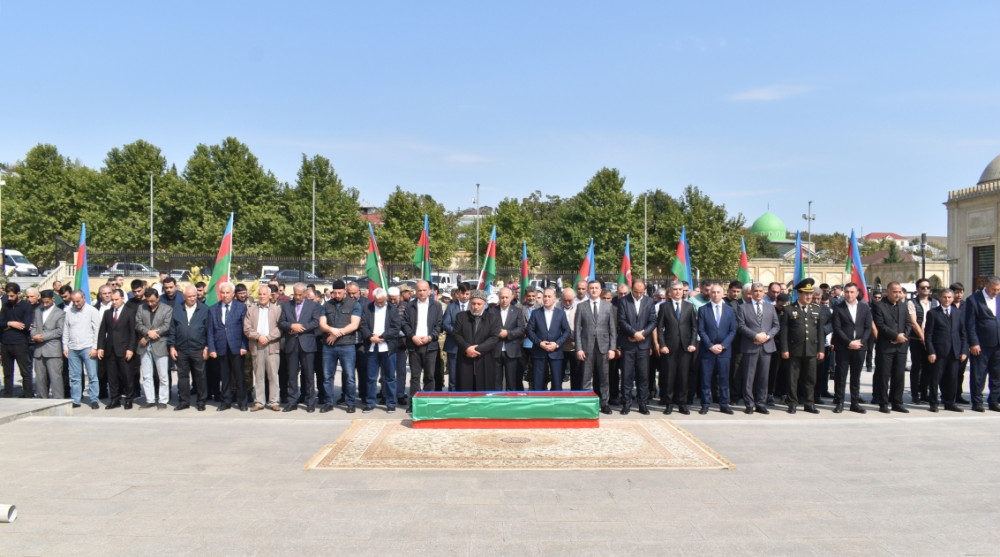 Birinci Qarabağ müharibəsində itkin düşmüş şəhid Elmar Məmmədov 31 ildən sonra Şamaxıda dəfn olunub<font color=red> - FOTOLAR</font>